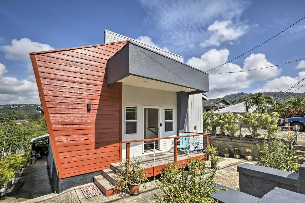 Remodeled Honolulu Apartment With Courtyard Downtown