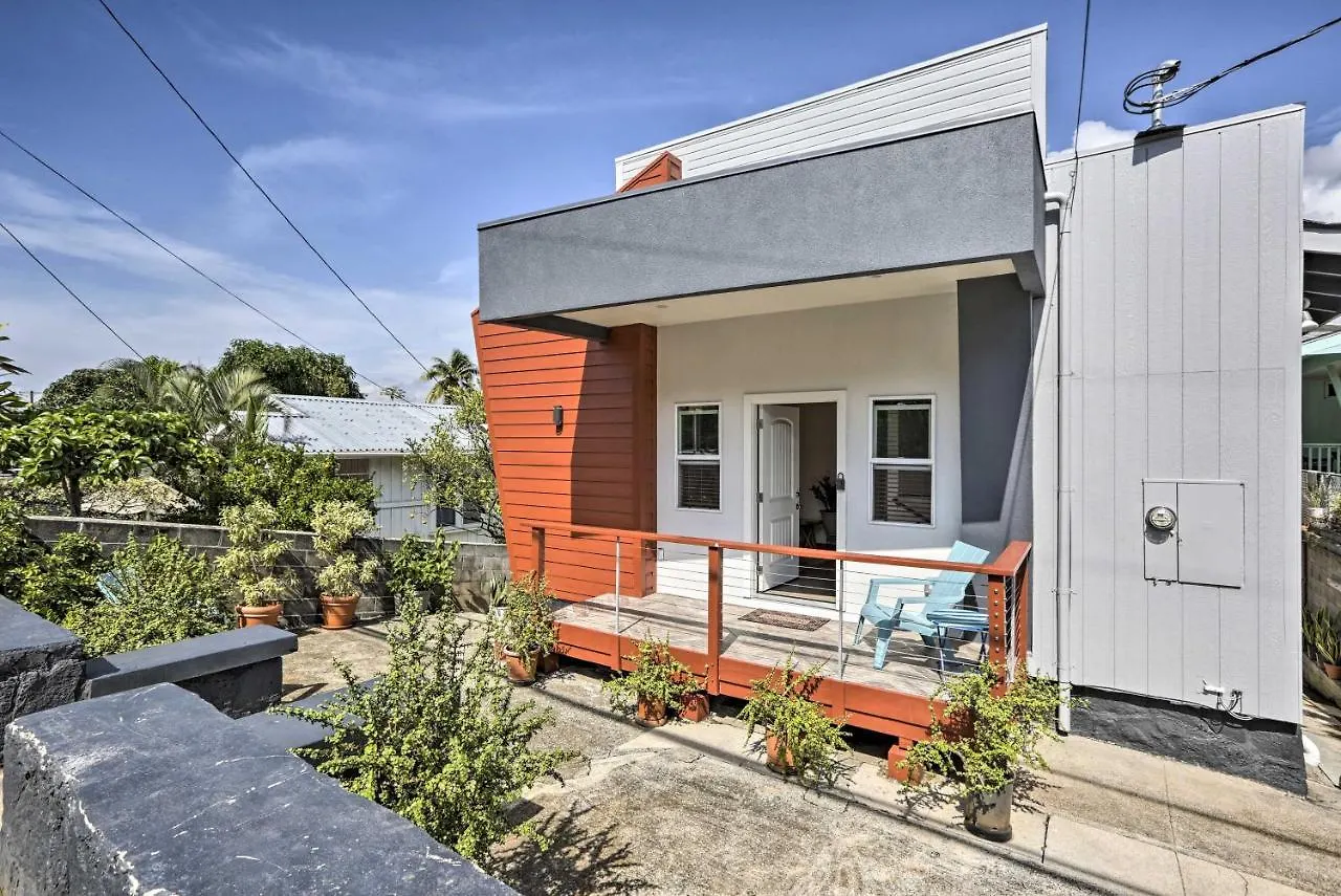 Remodeled Honolulu Apartment With Courtyard Downtown
